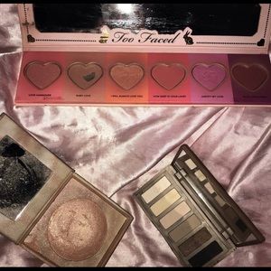 High end makeup bundle